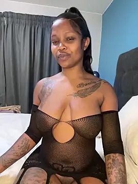 Snapshot of InkLady444 chatting on September 2025 05:28:01 PM InkLady444 online show from September 2025 05:28:01 PM