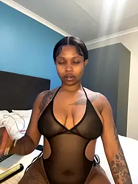 Snapshot of InkLady444 chatting on October 2025 04:57:02 AM InkLady444 online show from October 2025 04:57:02 AM