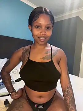 Snapshot of InkLady444 chatting on October 2025 04:59:02 AM InkLady444 online show from October 2025 04:59:02 AM