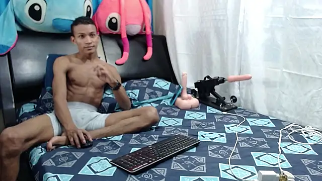 Snapshot of Ryan_Vergon chatting on December 2024 02:47:02 AM Ryan Vergon online show from December 2024 02:47:02 AM