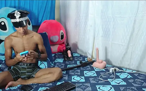 Snapshot of Ryan_Vergon chatting on January 2025 12:49:01 PM Ryan Vergon online show from January 2025 12:49:01 PM