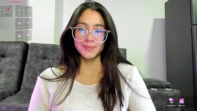 Snapshot of emmadiaz1 chatting on January 2026 02:50:02 AM emmadiaz1 online show from January 2026 02:50:02 AM