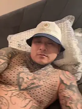 Snapshot of supertattsdave chatting on February 2026 08:47:01 AM supertattsdave online show from February 2026 08:47:01 AM