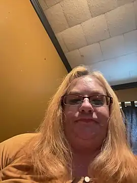 CherishWilliams online show from April 2026 10:21:02 PM