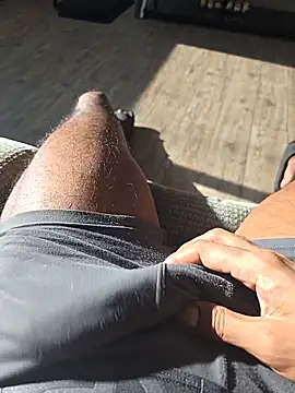 Keshuloveyou online show from February 2025 08:11:02 PM