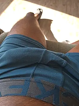 Keshuloveyou online show from March 2025 08:43:02 PM