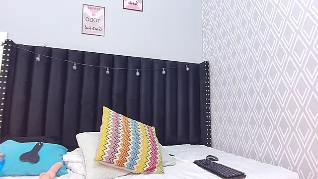 petitelittleebony online show from February 2025 10:37:01 PM