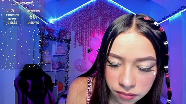 Snapshot of cat_kitty18_ chatting on January 2025 06:39:01 PM cat kitty18 online show from January 2025 06:39:01 PM