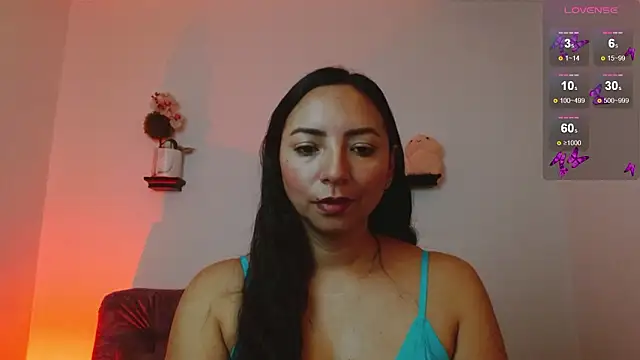 Snapshot of Emmi_Cam chatting on February 2026 07:46:01 AM Emmi Cam online show from February 2026 07:46:01 AM