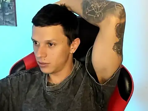 Snapshot of goodboy69l chatting on February 2026 11:48:01 PM goodboy69l online show from February 2026 11:48:01 PM