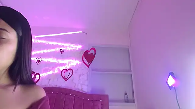 Snapshot of SarahStones chatting on March 2025 03:46:02 AM SarahStones online show from March 2025 03:46:02 AM