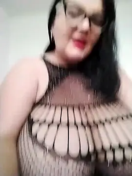 Madisonpalacio online show from May 2026 06:04:01 PM