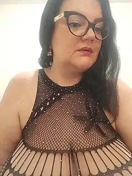 Madisonpalacio online show from May 2026 06:59:01 PM
