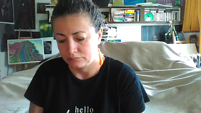 MariaAnaSunshine online show from October 2025 01:42:02 PM