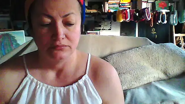 MariaAnaSunshine online show from December 2025 07:25:01 AM