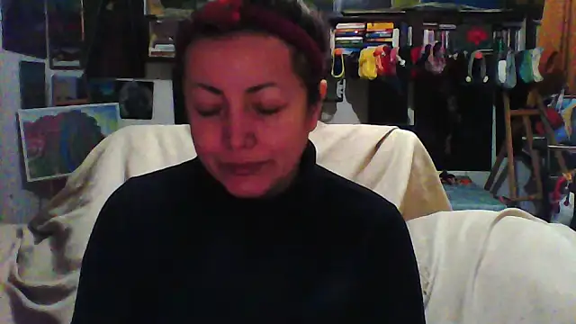 MariaAnaSunshine online show from December 2025 07:44:01 PM