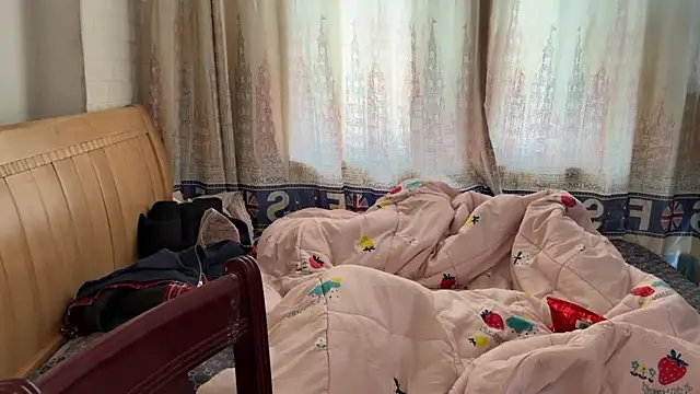 xiaottt1918 online show from January 2025 05:10:01 AM