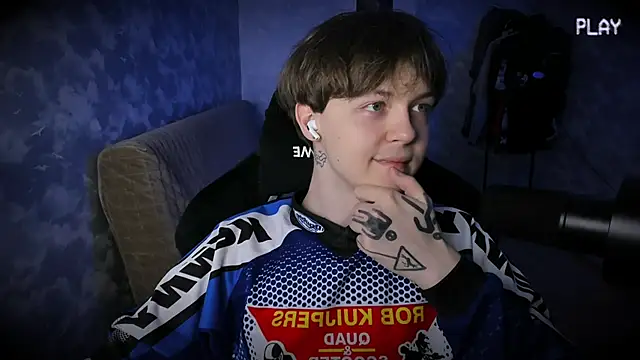 charonbaby1 online show from September 2025 09:47:02 PM