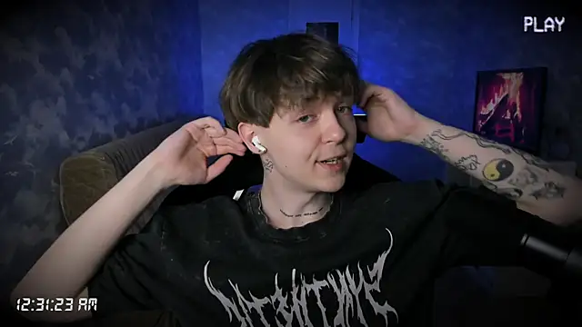 charonbaby1 online show from September 2025 09:31:02 PM