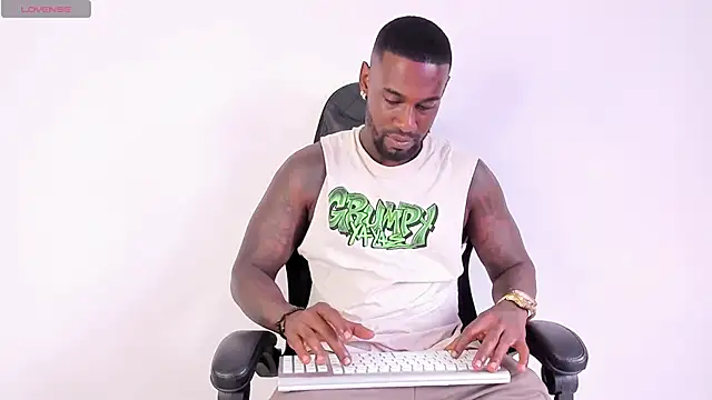 Snapshot of Dvid_Rullers chatting on March 2025 08:22:01 PM Dvid Rullers online show from March 2025 08:22:01 PM