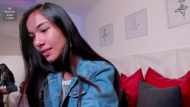 Snapshot of scarlet_castro chatting on December 2025 04:14:01 PM scarlet castro online show from December 2025 04:14:01 PM