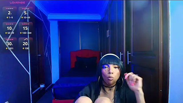 Snapshot of SexyNaf chatting on January 2025 10:34:01 PM SexyNaf online show from January 2025 10:34:01 PM