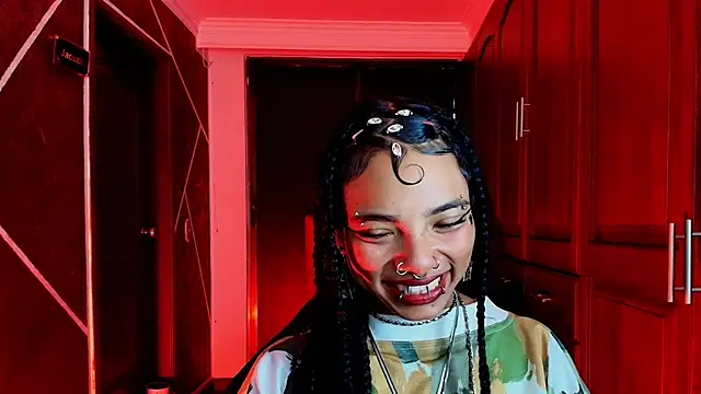 Snapshot of SexyNaf chatting on March 2025 10:10:02 PM SexyNaf online show from March 2025 10:10:02 PM