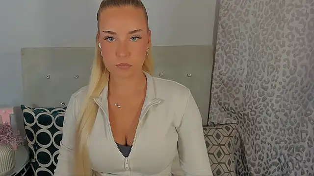 KristyHoney online show from July 2026 02:10:01 PM