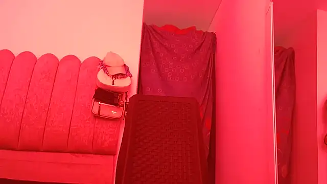 cristinamontiel online show from July 2026 02:27:01 PM
