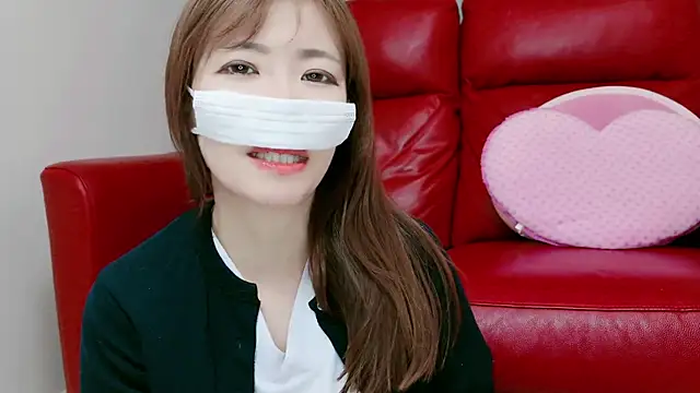 Snapshot of erokangoshi-nene chatting on January 2025 04:39:01 PM erokangoshi-nene online show from January 2025 04:39:01 PM