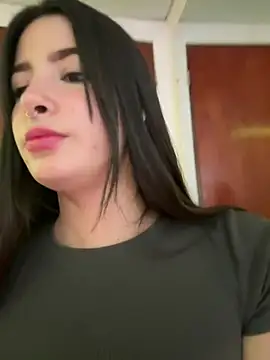 Snapshot of annaharper- chatting on March 2025 04:41:01 AM annaharper- online show from March 2025 04:41:01 AM