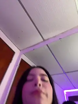 Snapshot of annaharper- chatting on February 2026 03:23:01 AM annaharper- online show from February 2026 03:23:01 AM