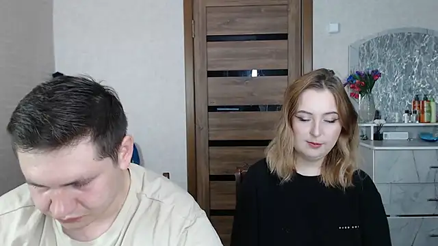 Kristy-Max online show from February 2025 04:06:01 AM