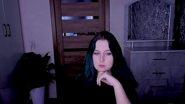 Snapshot of Kristy-Max chatting on July 2026 08:00:01 PM Kristy-Max online show from July 2026 08:00:01 PM