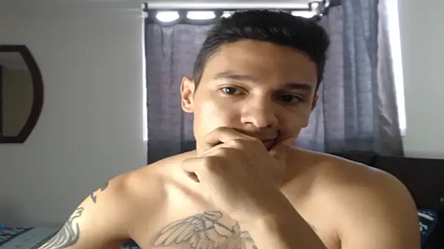 Snapshot of Tobicutee chatting on January 2026 04:01:02 PM Tobicutee online show from January 2026 04:01:02 PM