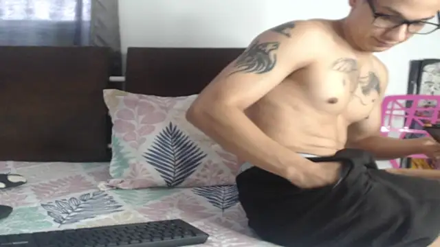 Snapshot of Tobicutee chatting on February 2026 06:15:01 PM Tobicutee online show from February 2026 06:15:01 PM