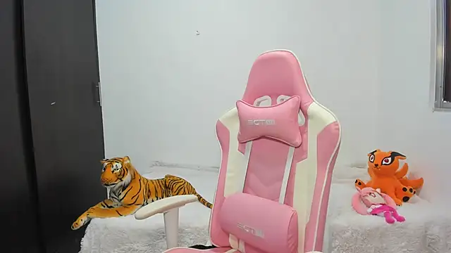 saori 9b online show from March 2025 04:55:02 PM