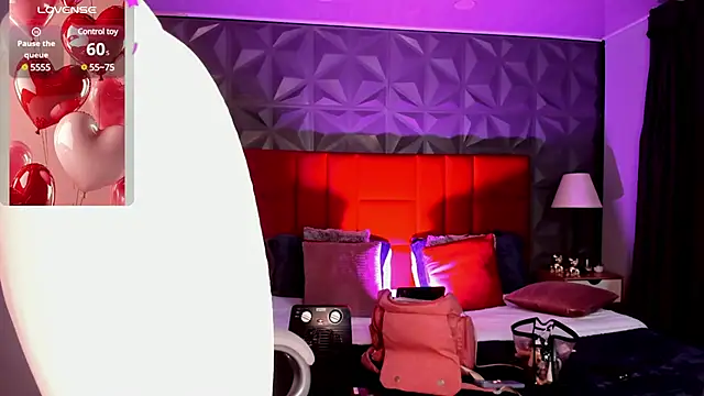 Giovanna oliveira online show from March 2025 05:46:01 AM