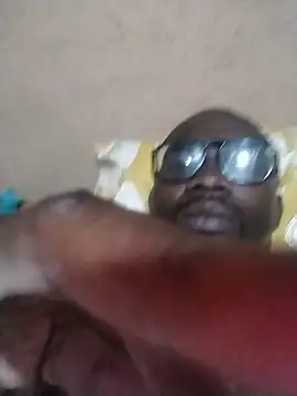 BigDTee98 online show from January 2026 04:56:01 PM