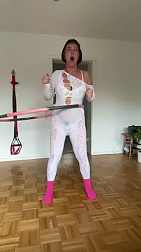 Snapshot of NatiLove35 chatting on April 2026 06:40:02 AM NatiLove35 online show from April 2026 06:40:02 AM