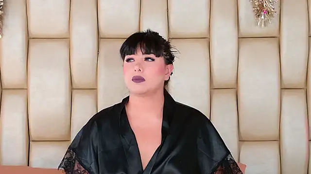 Alexa Miss online show from December 2025 08:02:02 PM