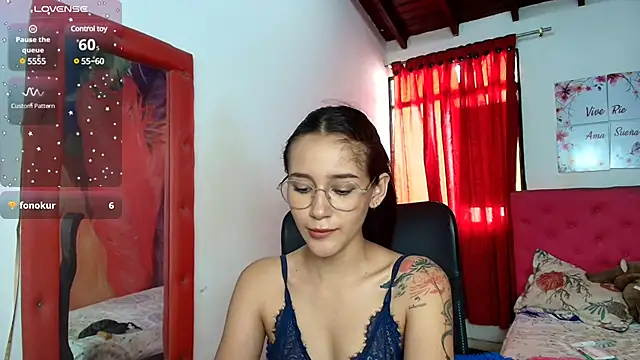 miley blue  online show from March 2025 07:20:02 PM