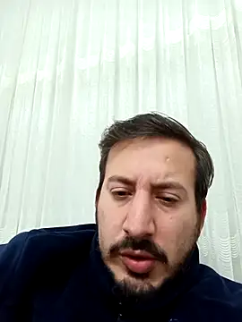 Snapshot of Karizmatikman chatting on December 2025 05:32:01 PM Karizmatikman online show from December 2025 05:32:01 PM