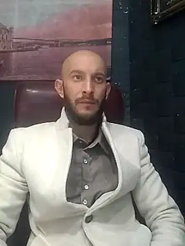 Snapshot of hardbigcock16 chatting on January 2026 12:21:01 PM hardbigcock16 online show from January 2026 12:21:01 PM