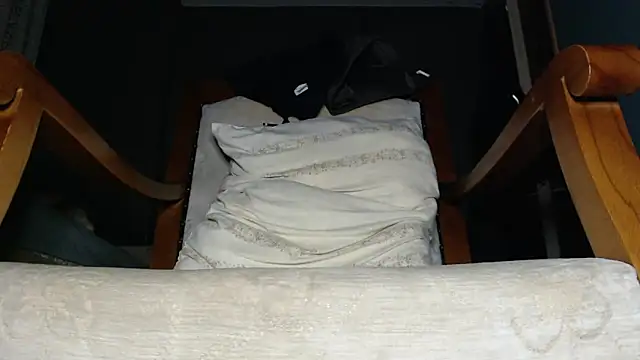 Snapshot of hardbigcock16 chatting on February 2026 11:03:01 PM hardbigcock16 online show from February 2026 11:03:01 PM