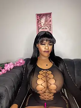 Snapshot of Boobylicious_BB chatting on April 2026 07:22:01 PM Boobylicious BB online show from April 2026 07:22:01 PM