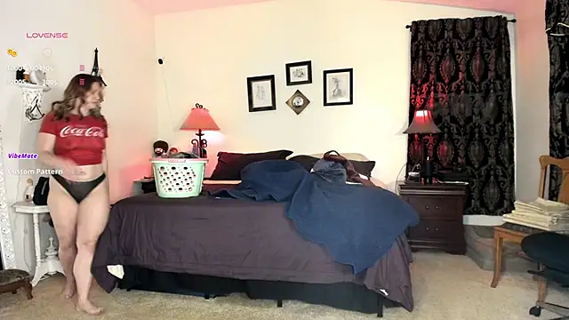 Peaches N Kreme online show from February 2025 02:20:02 AM