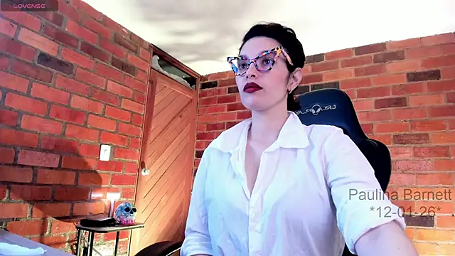 paulinabarnett- online show from January 2026 04:12:01 PM