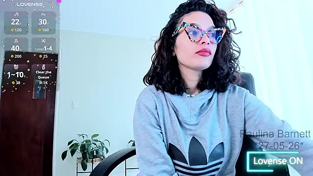 paulinabarnett- online show from May 2026 03:20:02 PM
