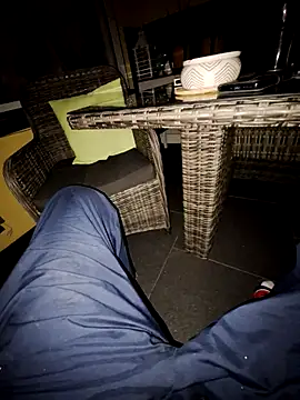 Snapshot of schlonzi81 chatting on September 2025 08:53:02 PM schlonzi81 online show from September 2025 08:53:02 PM